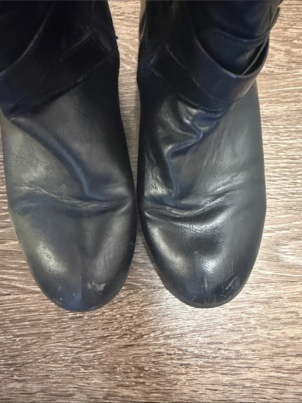👄 Black Women's Tall Buckle Riding Boots